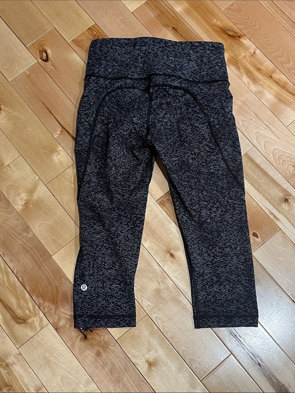Lululemon Fast & Free Crop II (Nulux 19"") - Picture 6 of 8